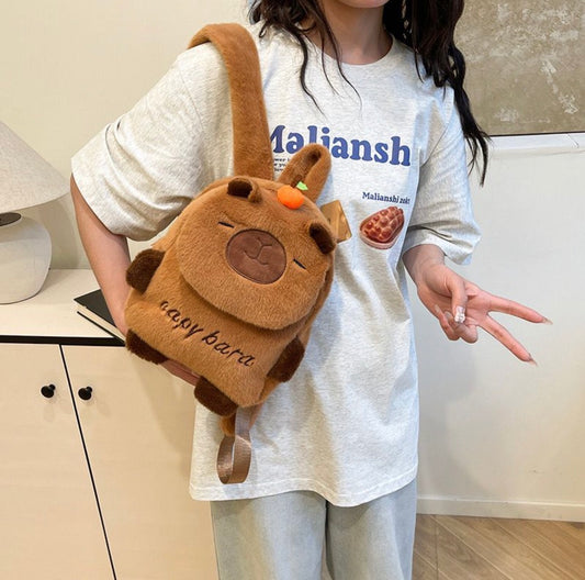 Mochila De Peluche Capibara