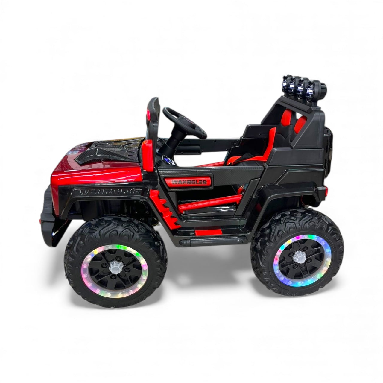 Carro 4x4 X15A Montero Con Llantas en Goma, Luces En Las Ruedas y Control Remoto