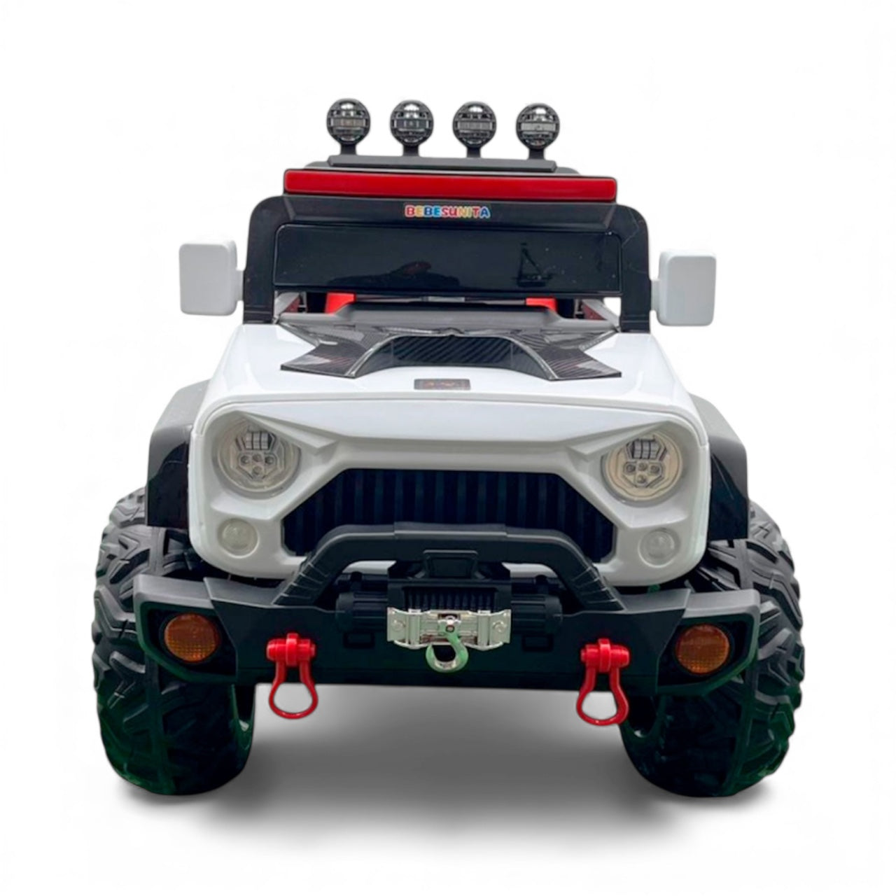 Carro 4x4 X15A Montero Con Llantas en Goma, Luces En Las Ruedas y Control Remoto