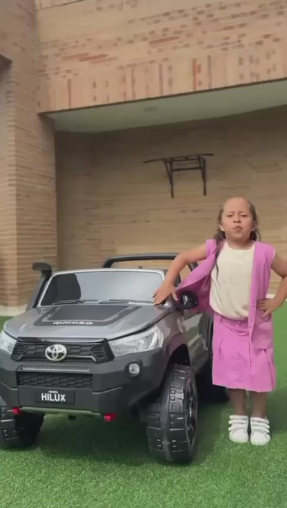 Carro Electrico Toyota Hilux, Control Remoto, 2 Puestos, Con Pantalla y Licenciado 14 Amperios